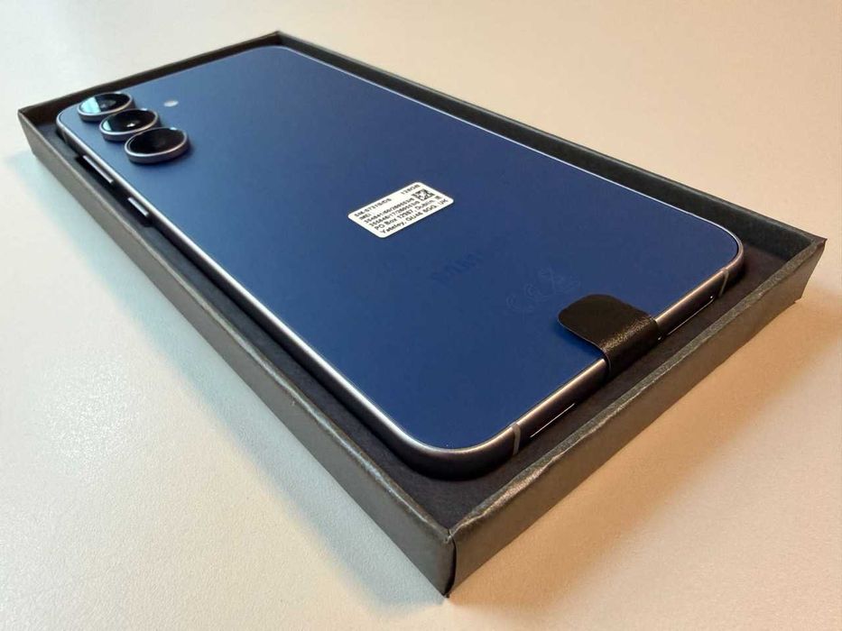 Samsung / Galaxy S25 FE 128 Gb / Navy / NOU