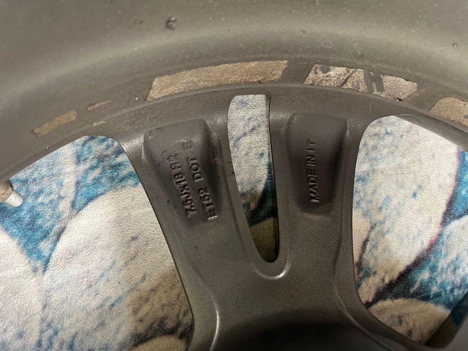 диски на mercedes 245,45,18