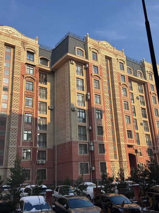 *Срочно ‼️ Qushbegi Golden House 7ком квартира,в центре.Под ключ