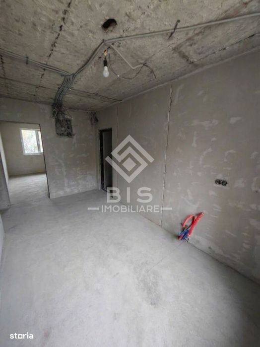 Decomandat 3 camere - str. Octavian Goga- Generala 1