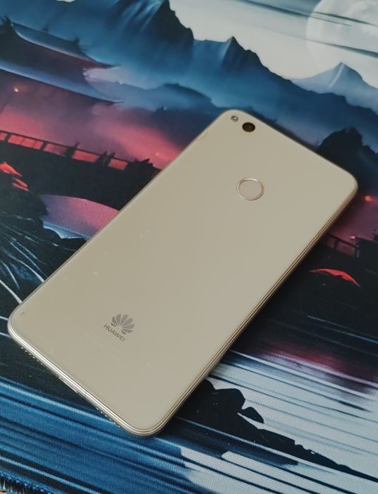 Продам Huawei P8 lite(2017)