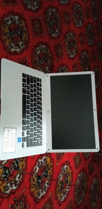 Компьютер Manta Lite Book 141