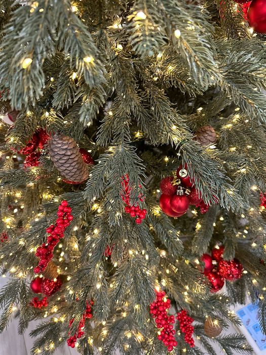 Красивая ёлка 210 см