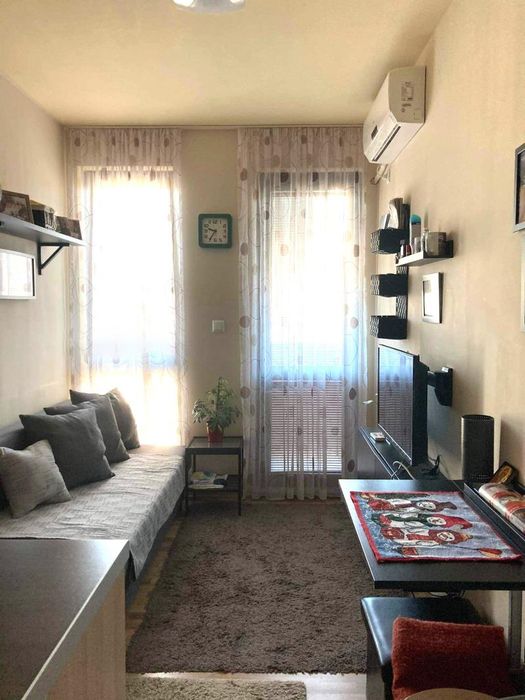 Дава се под наем Едностаен апартамент в Пловдив, Кючук Париж - 30 кв.м за 229.5 € - Снимка #3