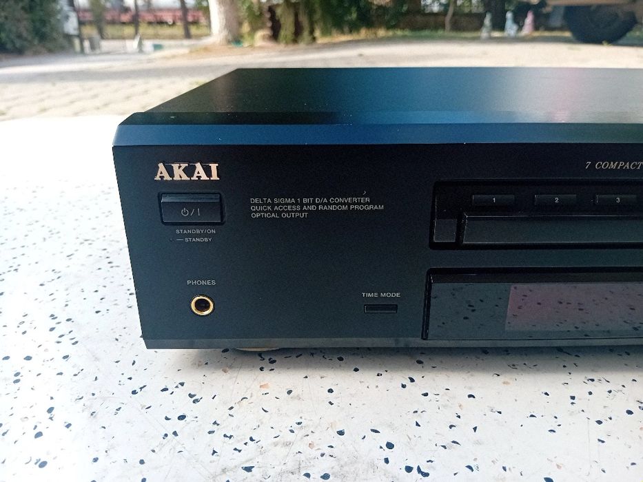 Cd player Akai CD-M 1200 DEFECT