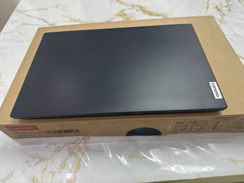 Lenovo V15 G4 IRU