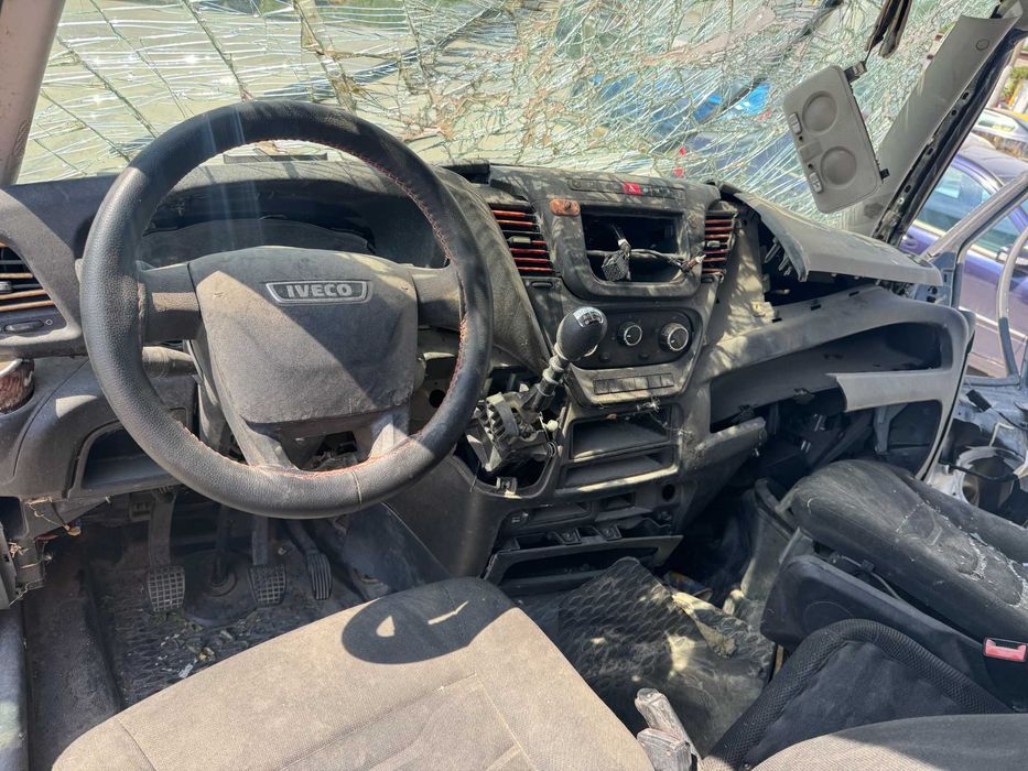 Dezmembrez Iveco Daily 2.3 HPI Euro 5/6 Cutie Manuala