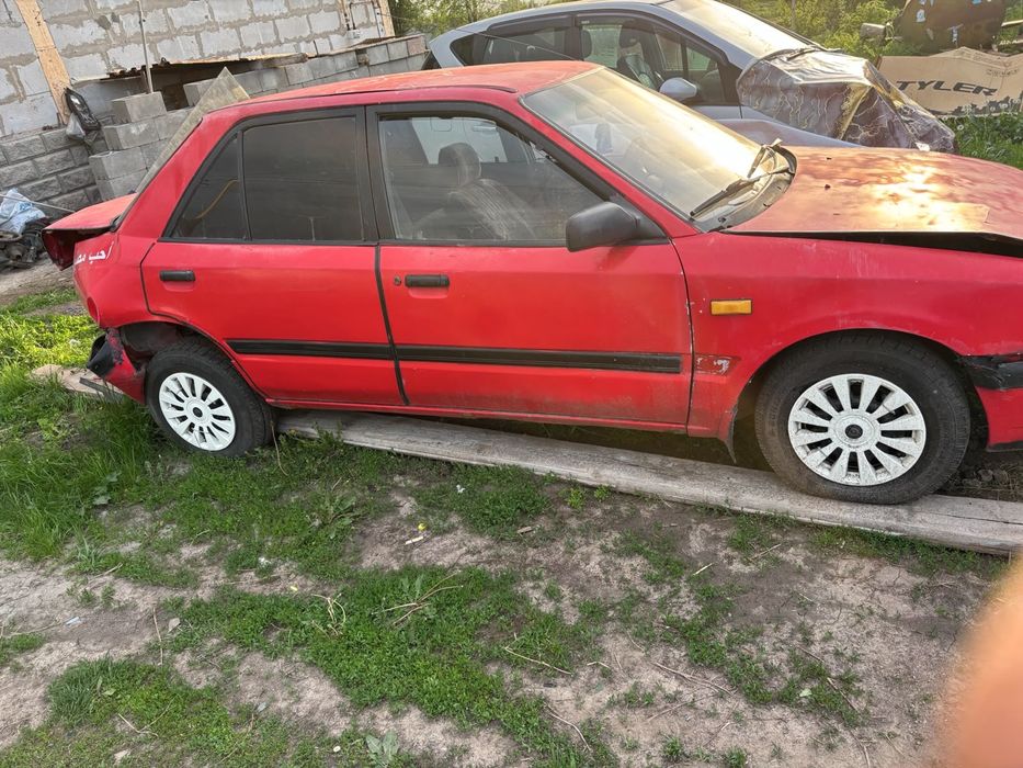 Мазда 323 на разбор 1991 г