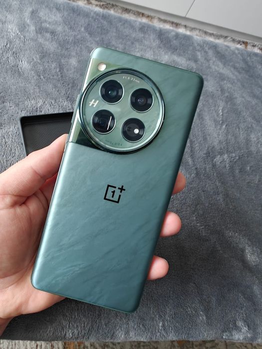 One plus 12 / ca nou / la  cutie / schimb