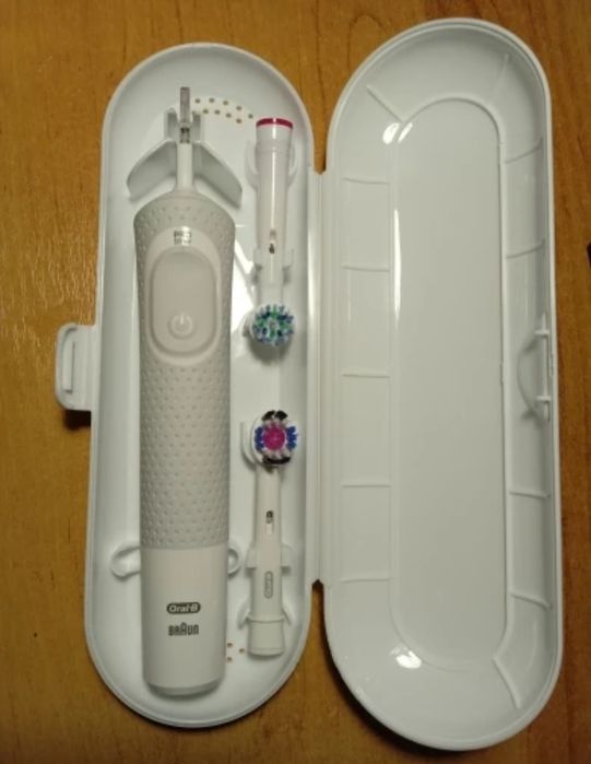 Rezerve capete / toc suport periuta electrica Oral B Philips Sonicare