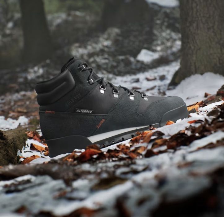Продам Adidas Terrex Snowpitch C.RDY