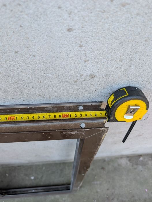 Fereastră termopan aluminiu cu plasă insecte