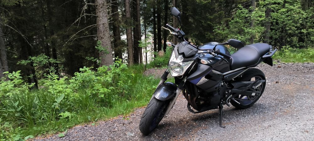 Vand Yamaha XJ6N 2015