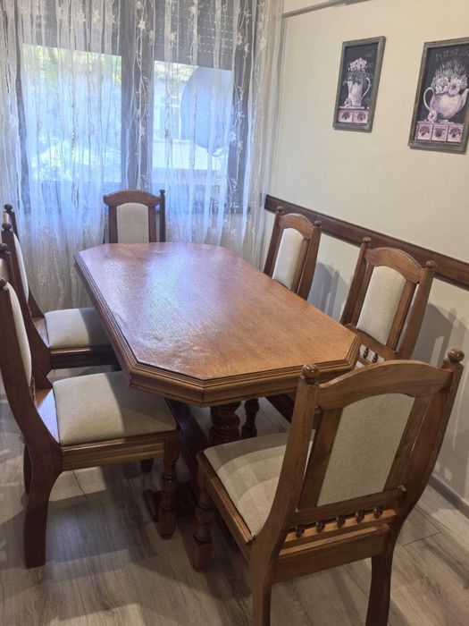 Мебели от масив дъб почти нови, без забележка!