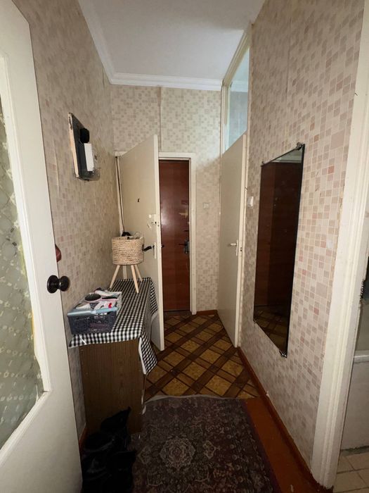 Sotiladi:4-qavat 2 xonali 47 kv m 55000$
