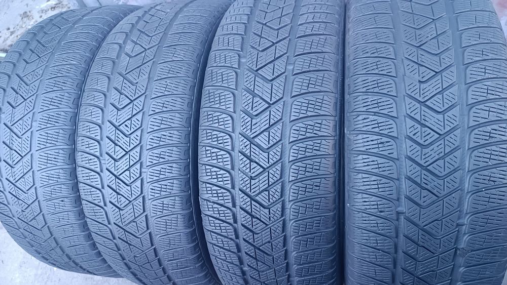 235/55/19 Pirelli