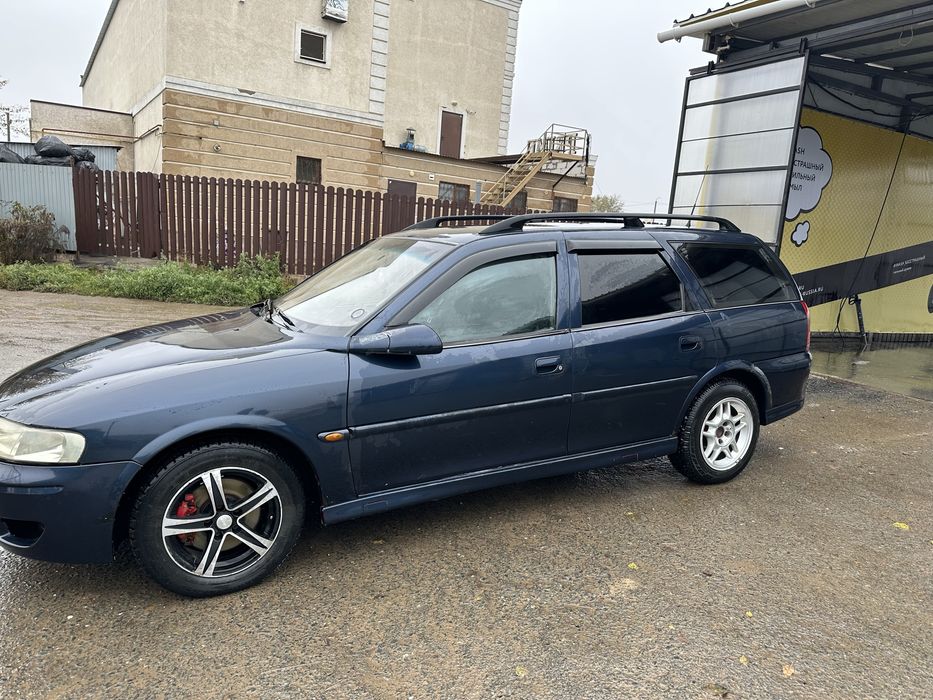 Продам автомобиль OPEL VECTRA