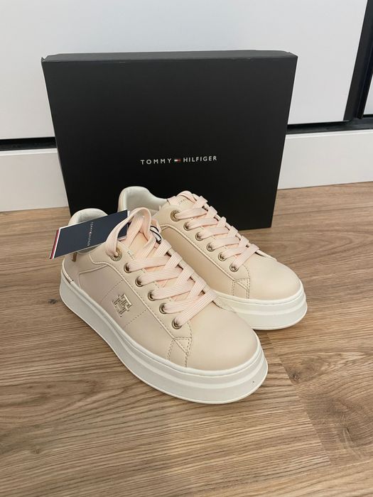 Adidasi originali Tommy Hilfiger