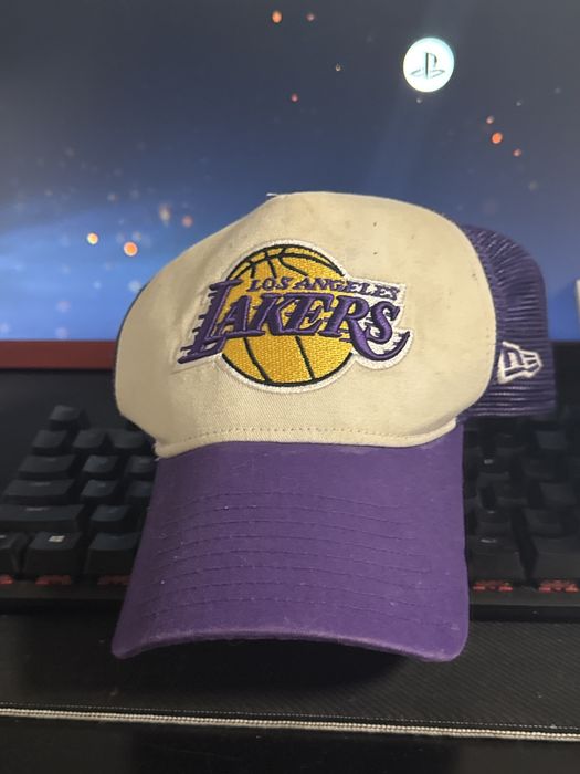 Sapca Lakers in stare foarte buna