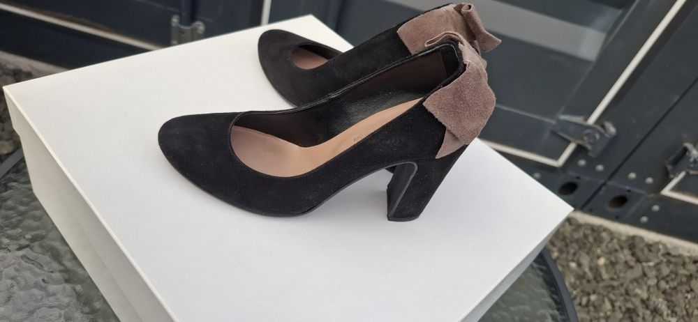 Vand pantofi Progetto