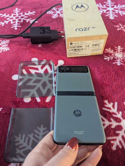 Motorola RAZR 40