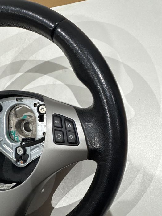 BMW E90/91кожен волан БМВ Е90/91