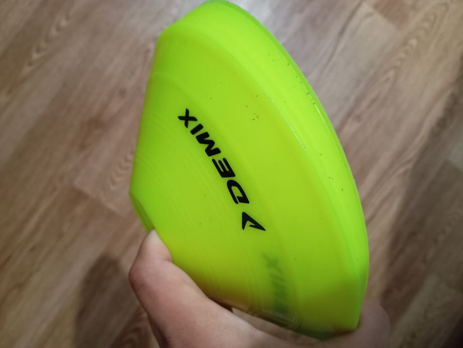 Фишки для футбола DEMIX оригинал