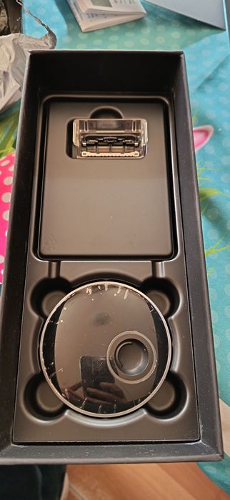 Gillette labs heated razor