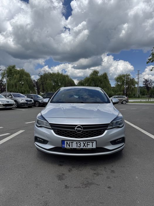 Opel Astra K E6