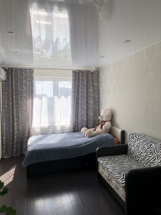 Посуточно срочно сдам квартира жк Манхетен айтеке би 14