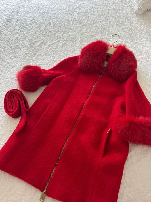 Пальто очень красивое стильное