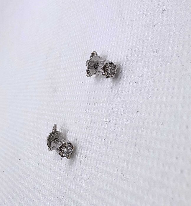 Серьги гвоздики Белое золото