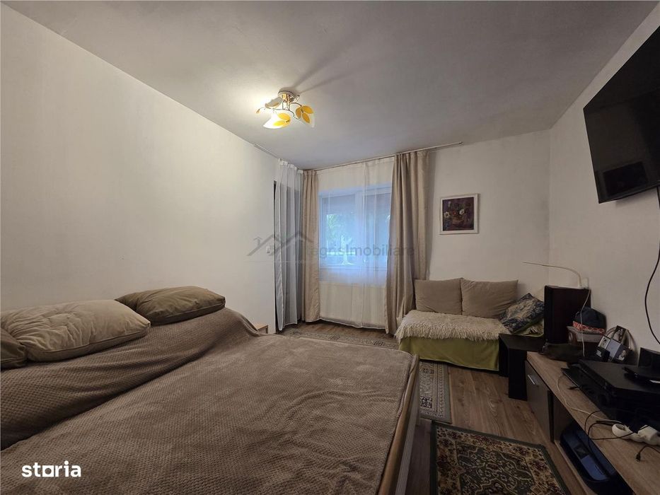 Integris Casa cu 5 camere,curte individuala,Str Gradinarilor,Oradea