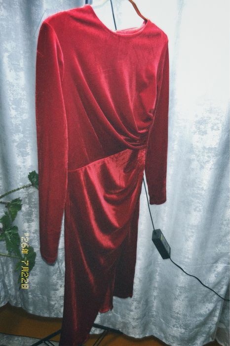 Продам женские вещи