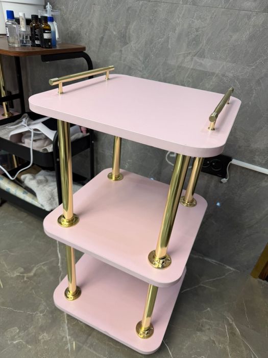 помощник для парикмахера