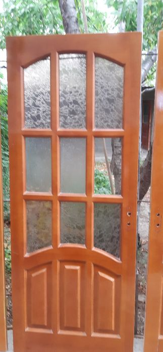 Деревянные двери