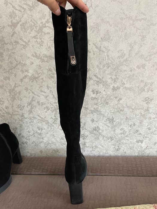 Кожаные сапоги ( натуральная замша)