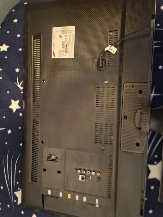 Samsung Smart TV 32" UE32J5500 – defect display