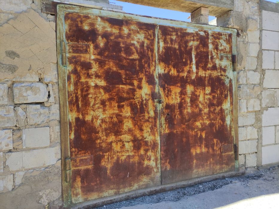 Гаражные ворота продаются