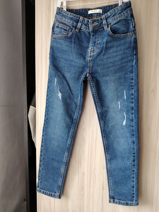 Blugi reserved nepurtati