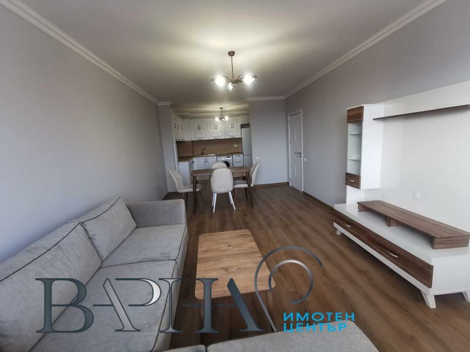 Дава се под наем Двустаен апартамент в Варна, Център - 75 кв.м за 484.5 € - Снимка #5