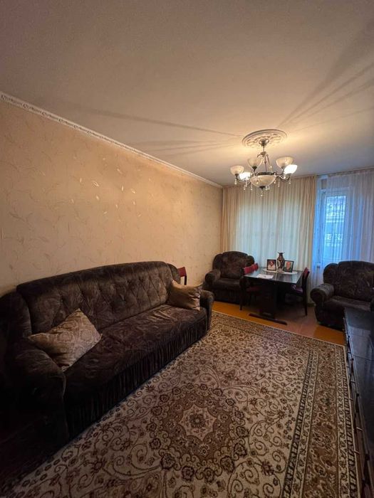 Продам 3 комн квартиру