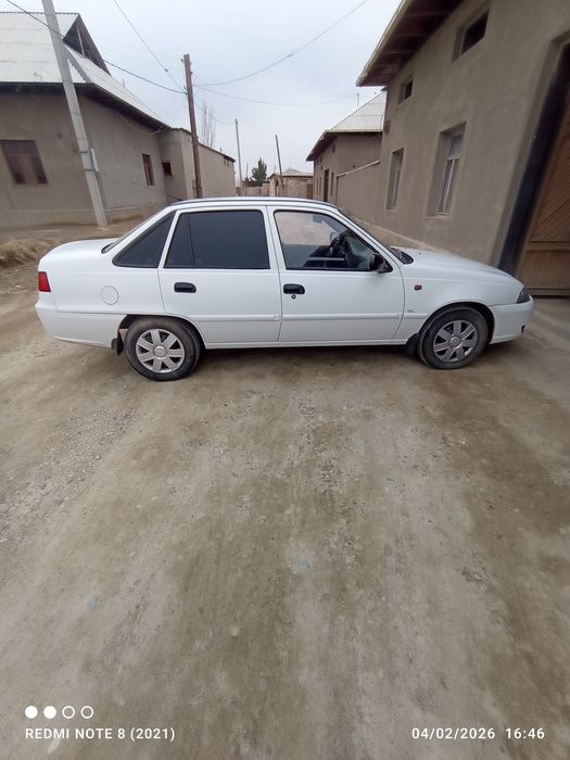 Nexia 2 radnoy kraska petnosi xam yóq