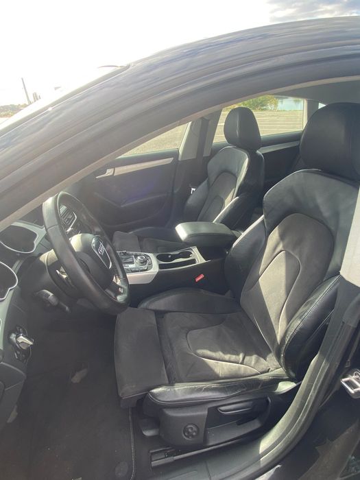 Vând vând vand.vand