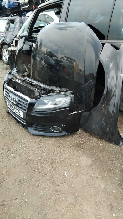 Bara fata Audi A4 B8 2.0 TDI cod motor Cjc