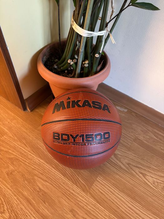 Баскетболна топка MIKASA BDY1500 НОВА!