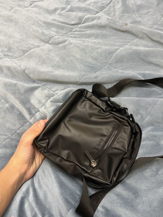 Барсетки Lacoste, Calvin Klein