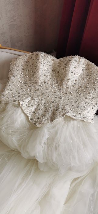 Свадебное платье.