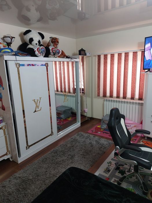 Vand casa cu teren in sat Varsatura com Chiscani