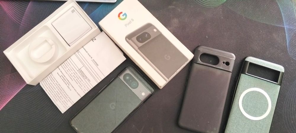 Смартфон Google Pixel 8